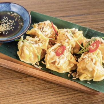 Steamed Chicken Dumplings (6 Pcs)